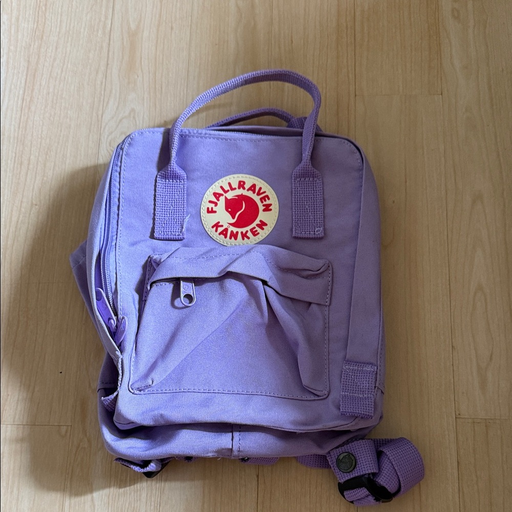 Fjällräven Kånken Purple mini Backpack